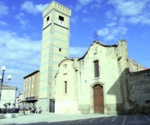 Immagine di repertorio della Chiesa di Santa Chiara e del suo campanile