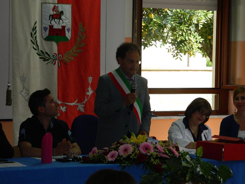 Il sindaco Tomasi omaggia le donne