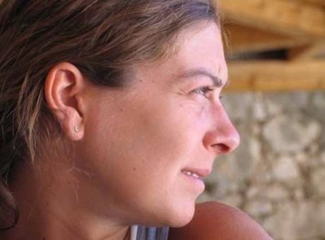 Elena Congia: parte e ritorna, per vivere e far conoscere la Sardegna