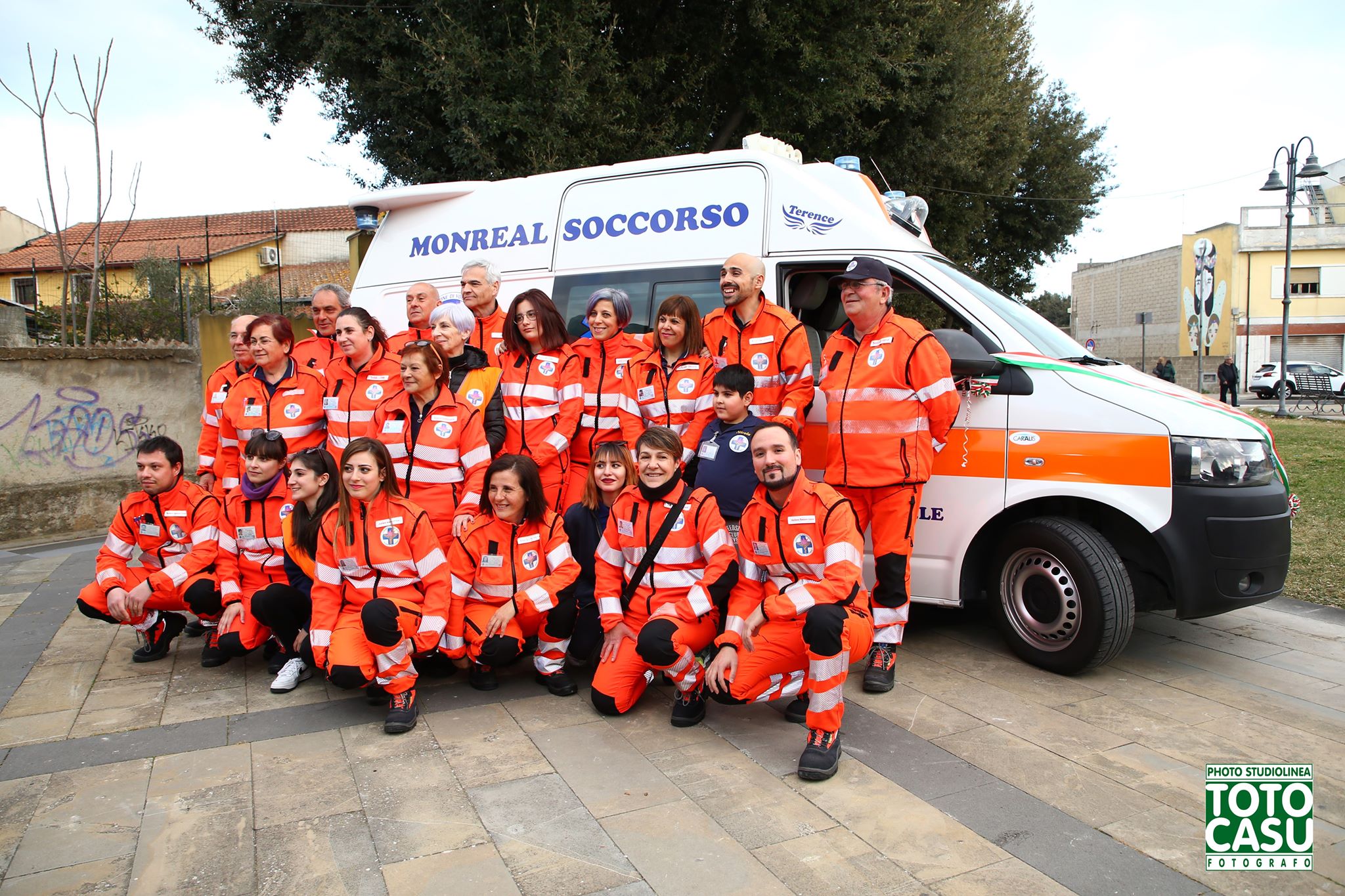 Monreal Soccorso, le foto dell'inaugurazione della nuova ambulanza