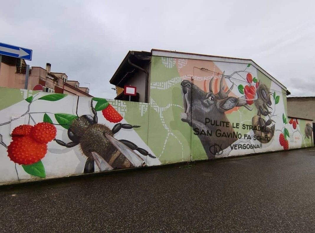 Murale vandalizzato, indignazione social: ma stavolta è un pesce d'aprile